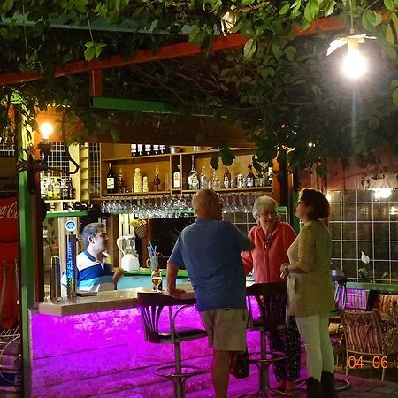 Hotel Villa Berkフェティエ エクステリア 写真