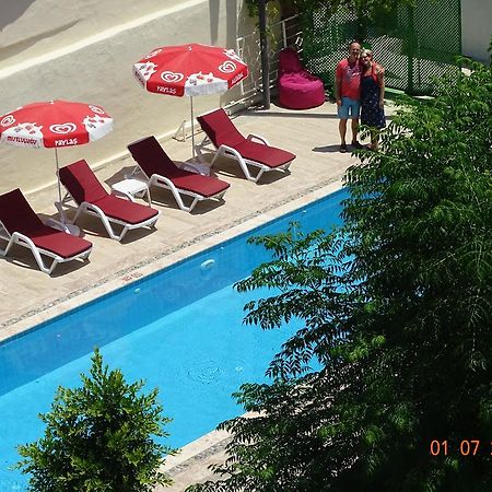 Hotel Villa Berkフェティエ エクステリア 写真