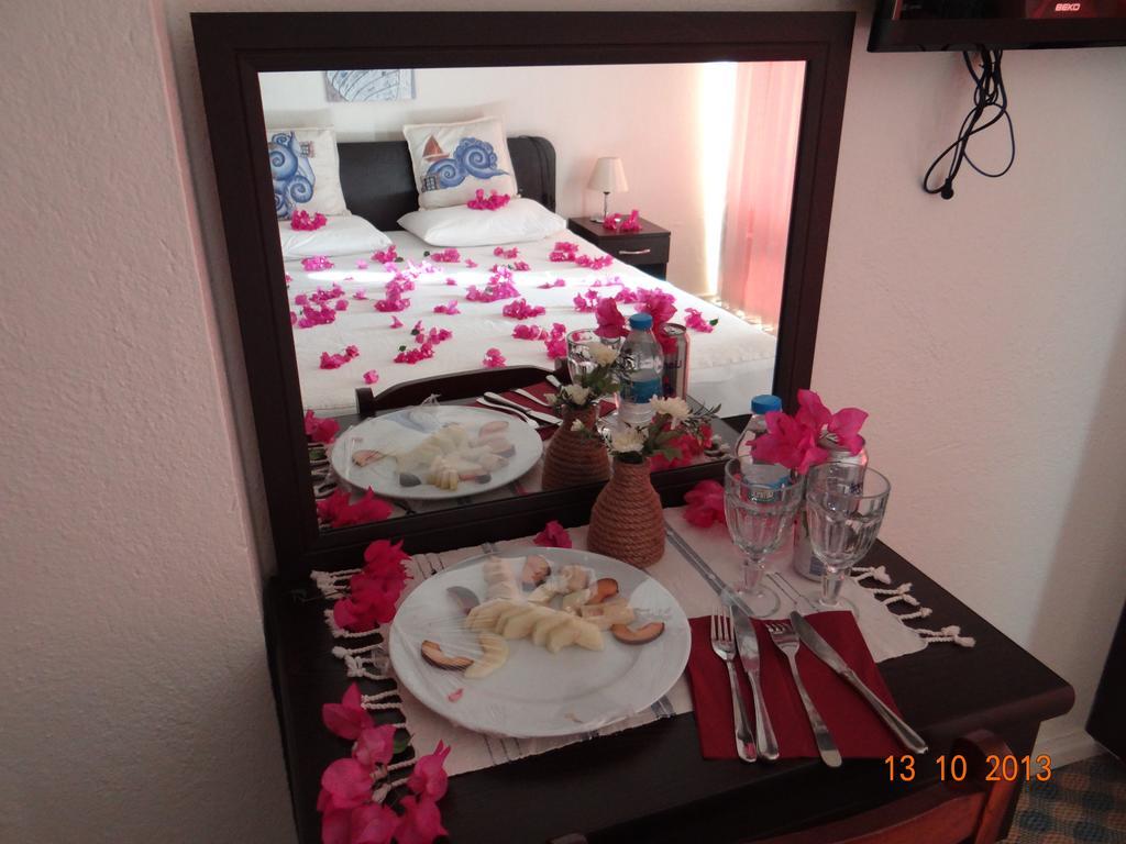 Hotel Villa Berkフェティエ エクステリア 写真